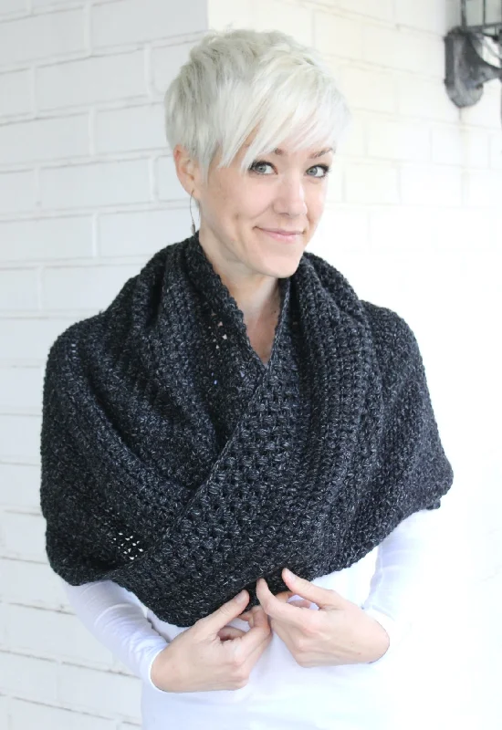 Crochet Kit - Live Your Magic Mobius Shawl Chic Chunky Knit Shawl