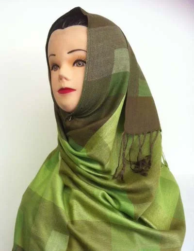 Elegant Artistic Ladies Shawls Cozy Knit Shawl Scarf