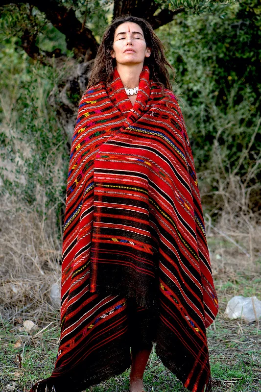 Traditional Rajasthani Pattu Shawl / Fabric ~⋙ Pure Handwoven Wool Stylish Oversized Wool Shawl Traditional Rajasthani Pattu Shawl / Fabric ~⋙ Pure Handwoven Wool Stylish Oversized Wool Shawl