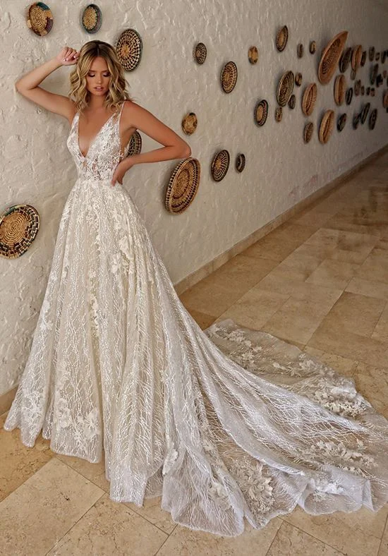 Luxurious Ball Gown V Neck Open Back White Lace Wedding Dresses,Elegant Bridal Gown Prom Dress cg17224 Luxurious Ball Gown V Neck Open Back White Lace Wedding Dresses,Elegant Bridal Gown Prom Dress cg17224