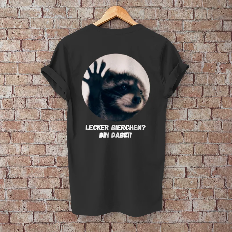 Premium T-Shirt "Waschbär Bierchen" (Backprint) Cashmere Blend Cotton Blend Poly Blend Premium T-Shirt "Waschbär Bierchen" (Backprint) Cashmere Blend Cotton Blend Poly Blend