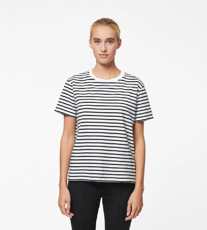 WOMEN'S LIGHTWEIGHT PIMA COTTON STRETCH STRIPE BOYFRIEND T-SHIRT 100 Chenille Fabric Brocade Fabric Lace Fabric WOMEN'S LIGHTWEIGHT PIMA COTTON STRETCH STRIPE BOYFRIEND T-SHIRT 100 Chenille Fabric Brocade Fabric Lace Fabric