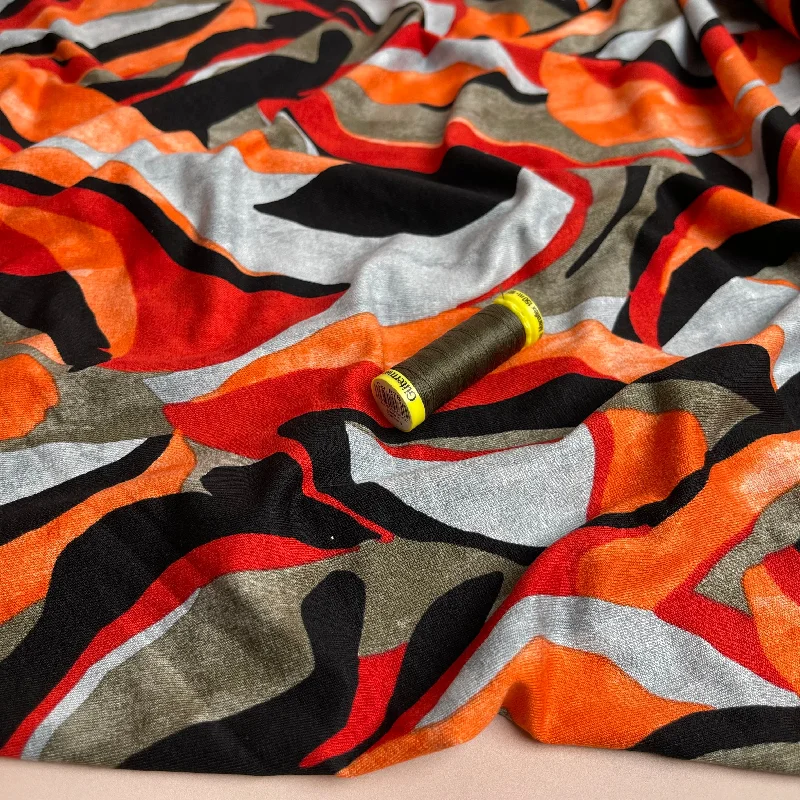 REMNANT 1.8 Metres - Red Dream De Luxe Viscose Jersey Fabric Animal Print Jersey Tee